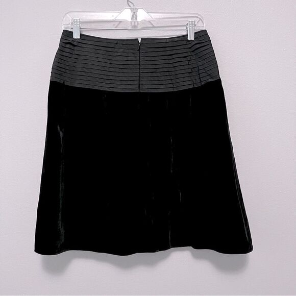Etcetera Black Velvet Skirt With Small Shutter-like Waist Size 6 - Picture 3 of 7